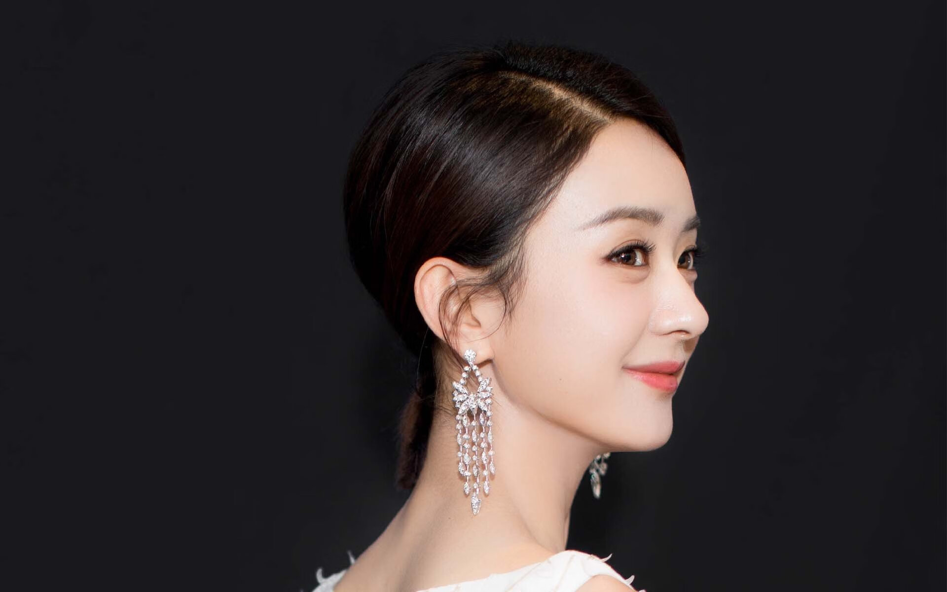 开云在线直播-_奇才队战术多变，连续取胜_，奇才队的比赛