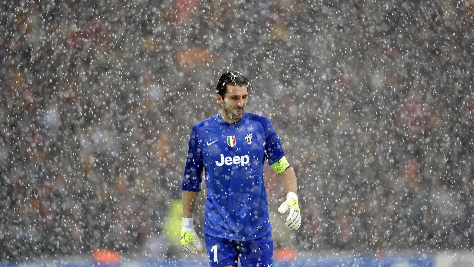 开云电竞赛事-主帅否认更衣室不和传闻,主帅更迭、失去最佳拍档